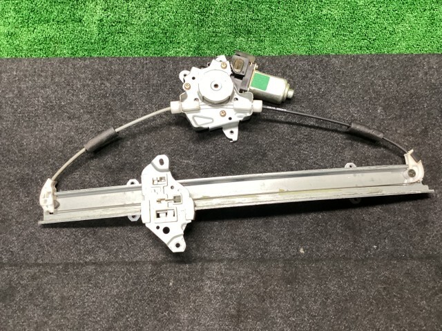 ティーノ GF-V10 左Fドアレギュレータ・モーター 1.8J 6人 KL0 80731-4U011拍卖