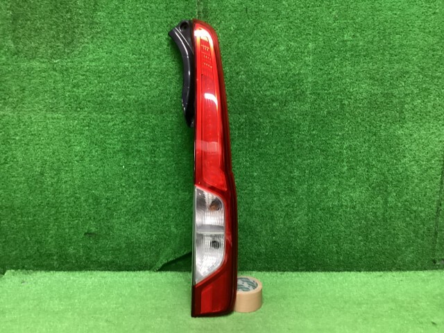 ムーヴ DBA-LA100S 右テールランプ Xターボ S28 81550-B2530拍卖