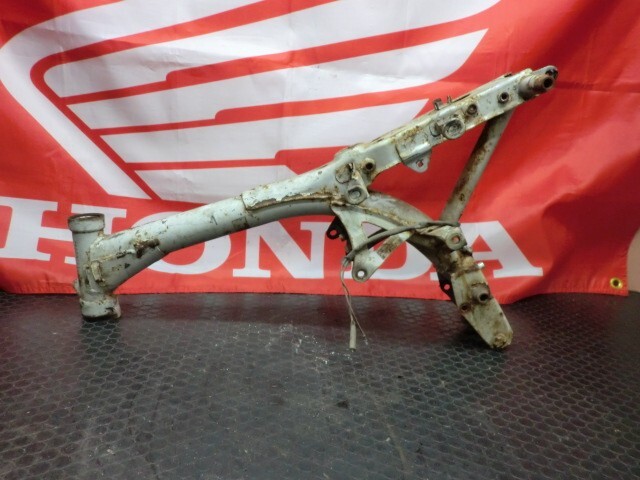 45 モンキー 4L ※エンジンZ50A 国内 フレーム 曲がり無し 正規打刻 一台解体 検)Z50J Z50A モンキー ゴリラ DAX シャリー カブ Z50J拍卖