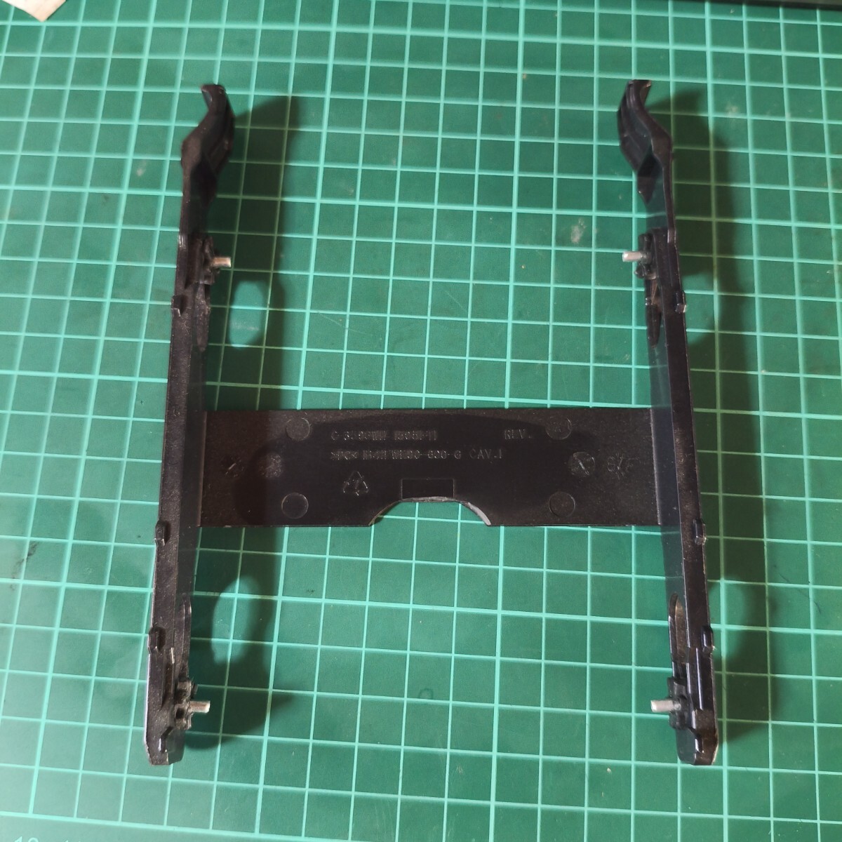 341134z ★ 岐阜 即日発送 HP 純正 3.5インチ用 HDDマウンタ HP Workstation Z210 Z220 Z230 Z240 SFF Z440 Z420 ★ 中古品 拍卖