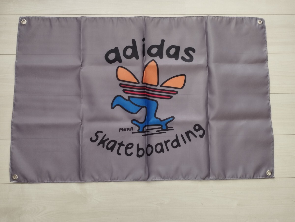 adidasスケートボード フラッグ バナー 約60×90cm タペストリー インテリア装飾 スケートボード アディダス旗 旗 スケボー 拍卖