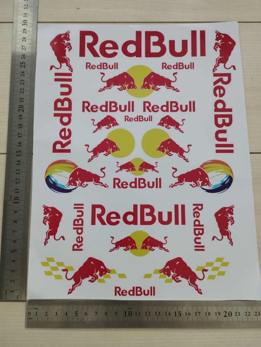 REDBULLステッカー 1シート分   カーステッカー バイクステッカー レーシングステッカー レッドブル スノボ スケボー拍卖