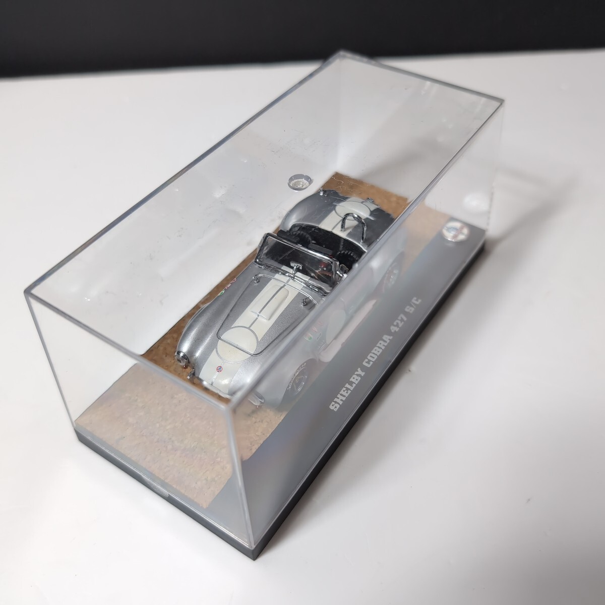 ◆京商◆シェルビーコブラ 427、S/C◆1/43スケール◆シルバーホワイトライン◆展示品◆拍卖