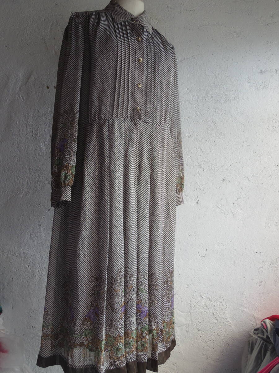 古着♪レトロVintage茶花柄おしゃれモダン長袖ワンピ♪昭和レトロワンピース70s60s70年代60年代昭和レトロビンテージクラシカルワンピ拍卖
