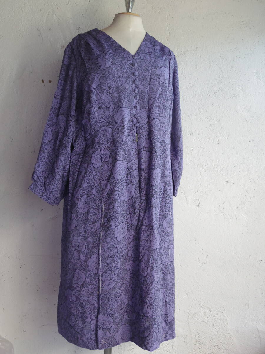 古着♪レトロVintage紫花柄おしゃれモダン秋冬ワンピ♪昭和レトロワンピース70s60s70年代60年代昭和レトロビンテージクラシカルワンピ拍卖