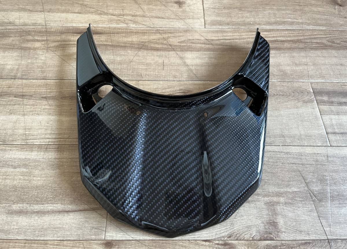 高品質 シグナスX5型.リアルカーボンテールライト.アッパーカバーSED8J.交換タイプ.新品未使用2BJ-SED8J拍卖