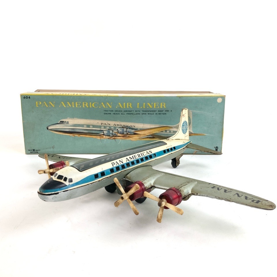 旧 バンダイ PAN AMERICAN AIR LINER ブリキ 箱付 当時物 現状品 飛行機 旅客機 パンアメリカン航空 パンナム おもちゃ・玩具 4216925拍卖