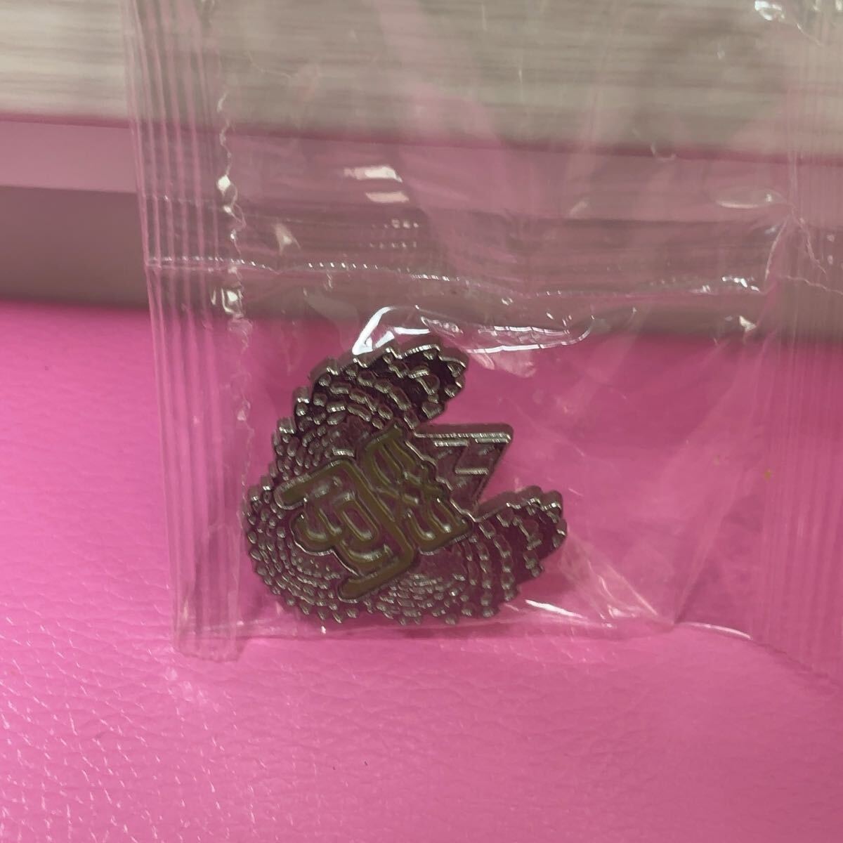 ●ハイキュー 梟谷 校章 ピンバッジ ピンズ拍卖