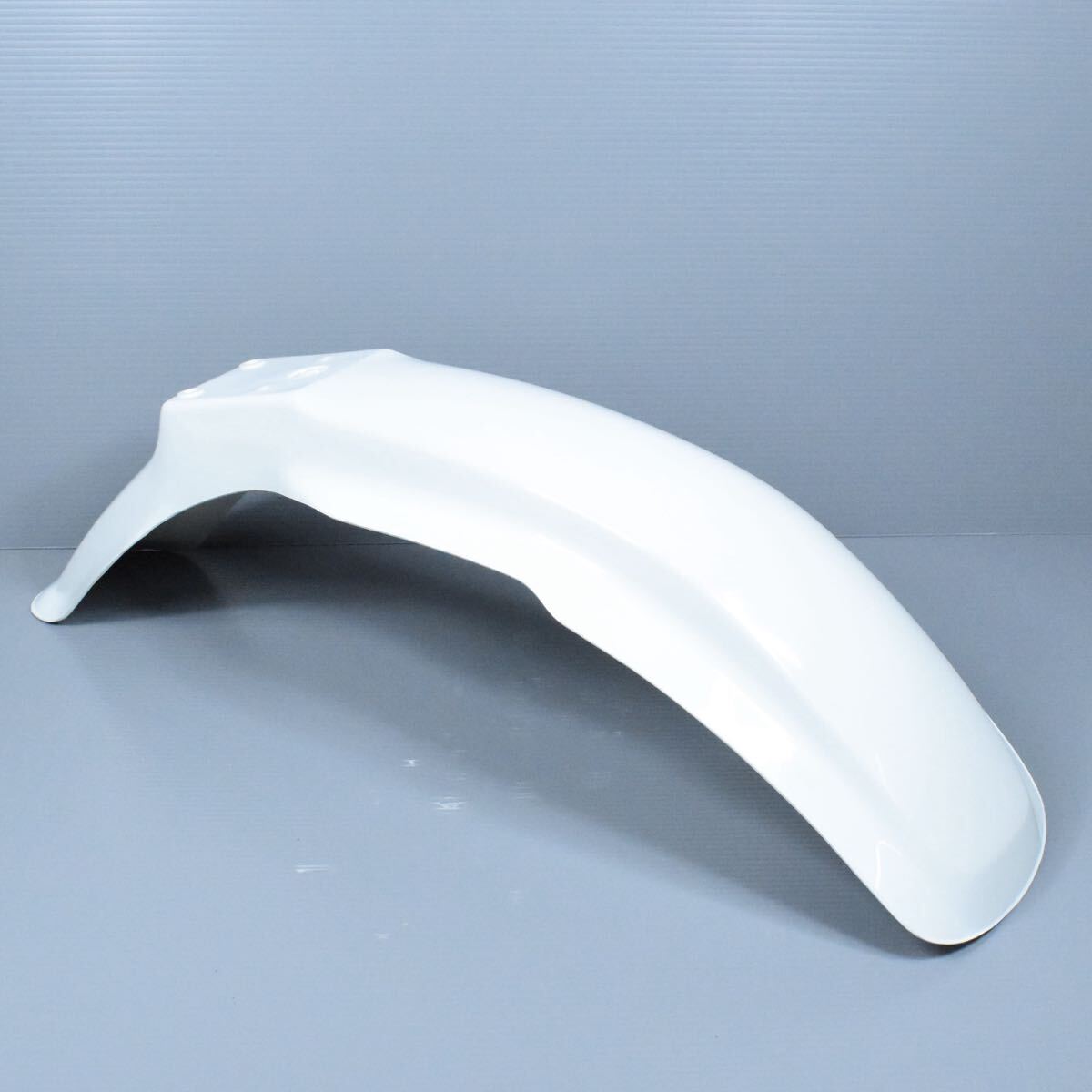 【新品】 スズキ ジェベル200 SH42A 純正フロントフェンダー 前 フェンダー DR125 DR200 53111-44A00-30H拍卖