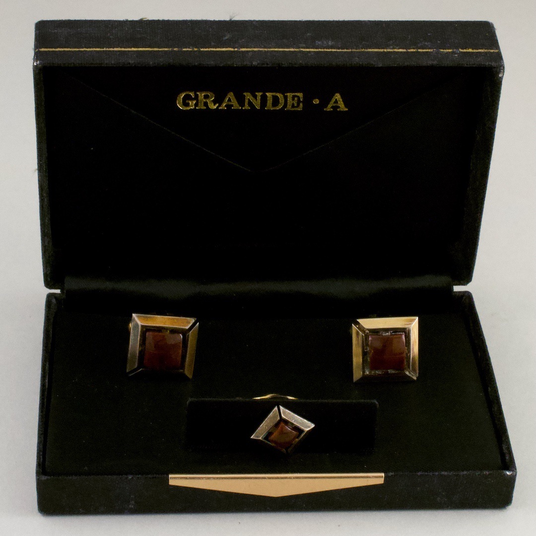 GRANDE A カフスボタンとネクタイピンのセット 「銀製K18GF」刻印あり 補修あり拍卖