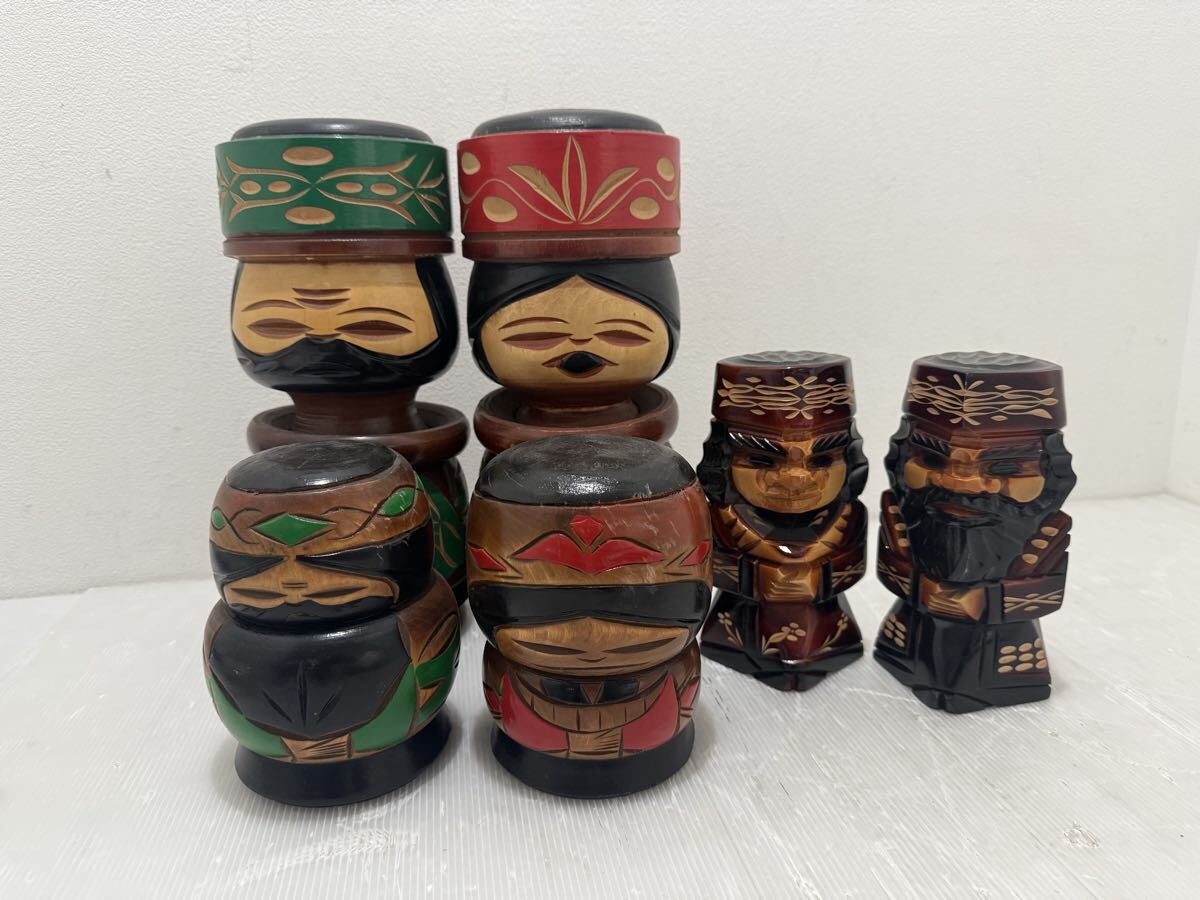 D(1006y1) アイヌ 木彫り人形 ニポポ 夫婦人形 ニポポ人形 こけし 置物 民芸品 北海道 木彫り ペア コレクション オブジェ まとめ売り拍卖