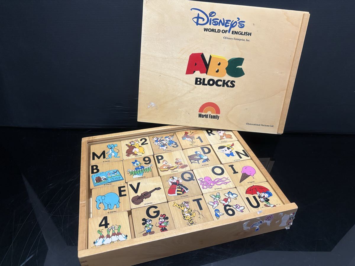 D(1027k1) Disney ABC ブロック 木製 アルファベット 英語 知育玩具 教育 おもちゃ 積み木 WORLD OF ENGLISH拍卖
