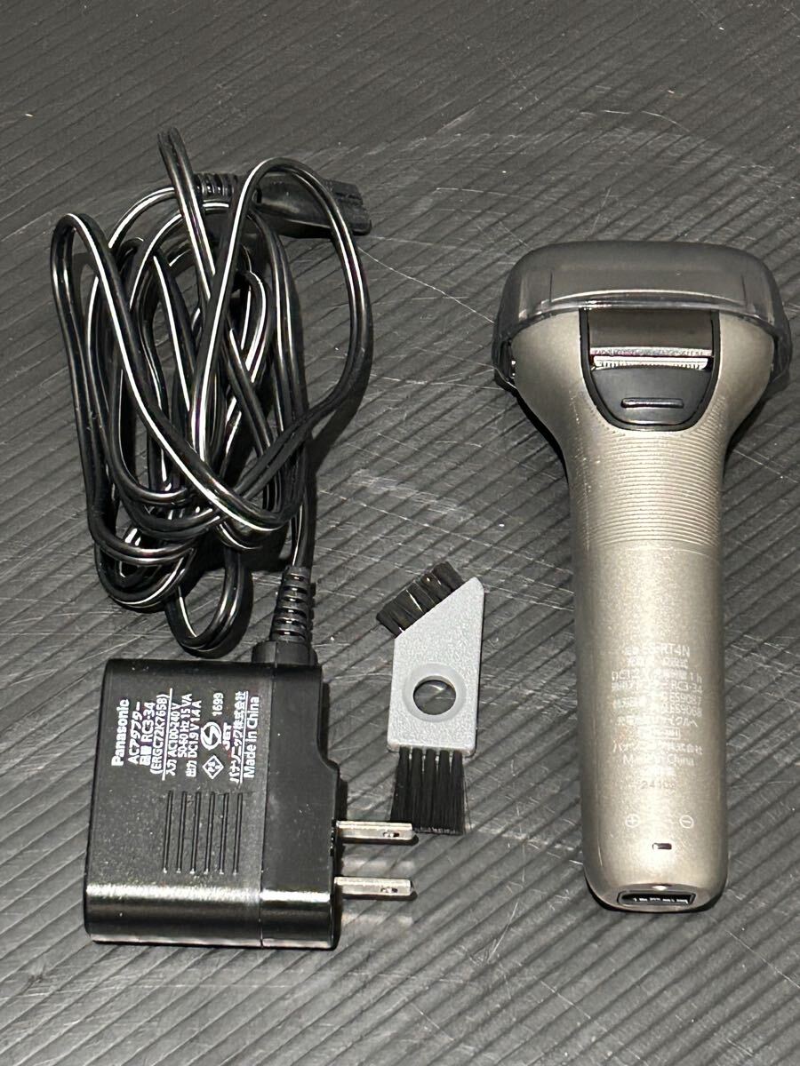 D(1029d1) Panasonic パナソニック Panasonic エントリーシェーバー 3枚刃 ES-RT4N 電気シェーバー 髭剃り 充電式 24年製 ※簡易動作確認拍卖