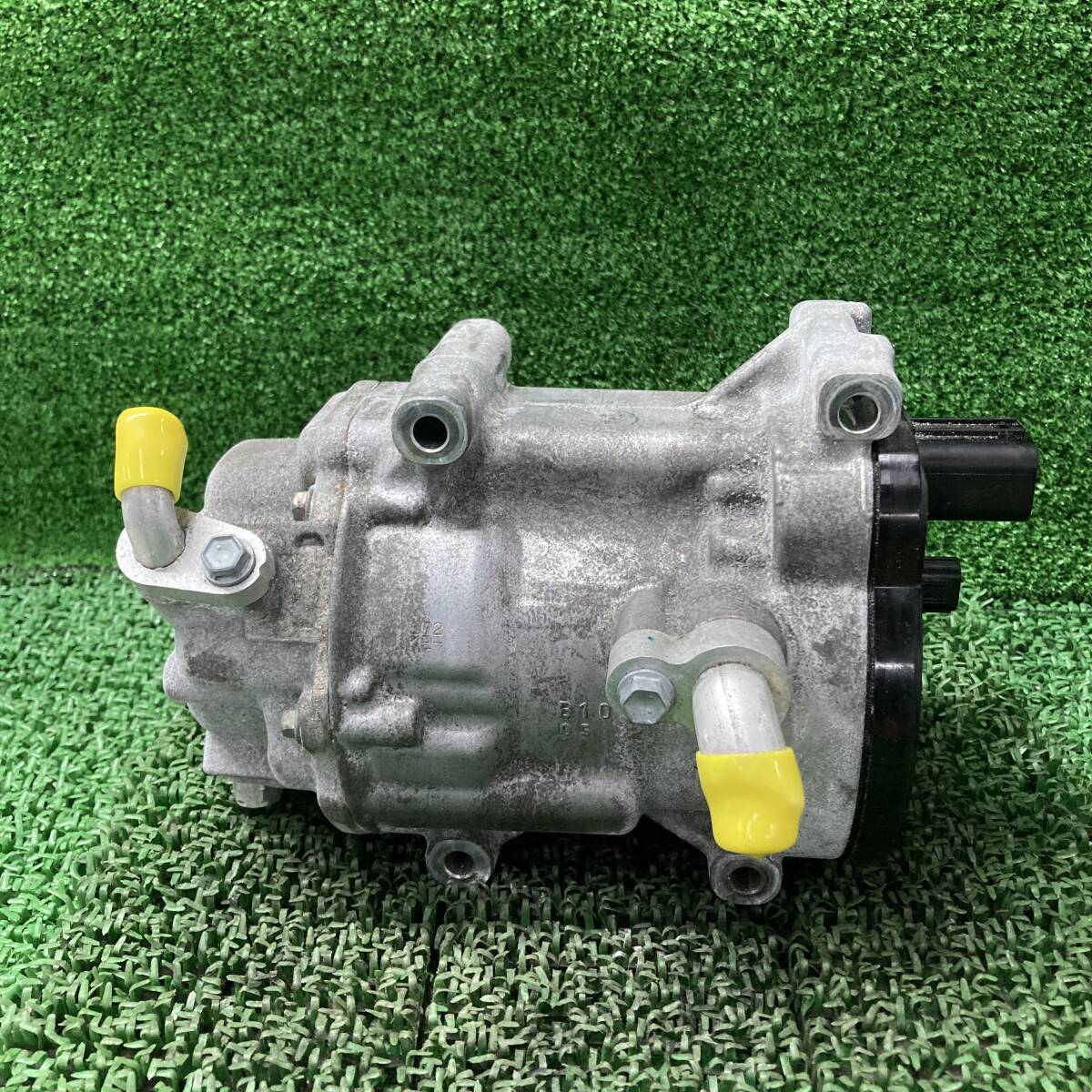 ★☆シエンタ MXPL15G エアコンコンプレッサー 042400-0741 (A1466)☆★拍卖