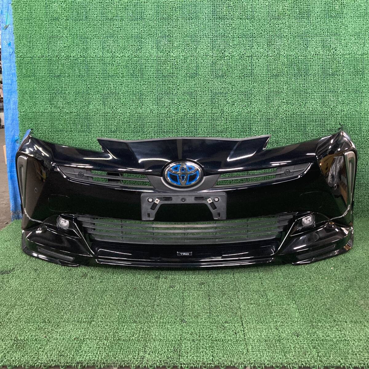 ★☆プリウス S ZVW51 フロントバンパー TRDスポイラー 取説付 カラー 218 ブラック系 水害車(A1566)☆★拍卖