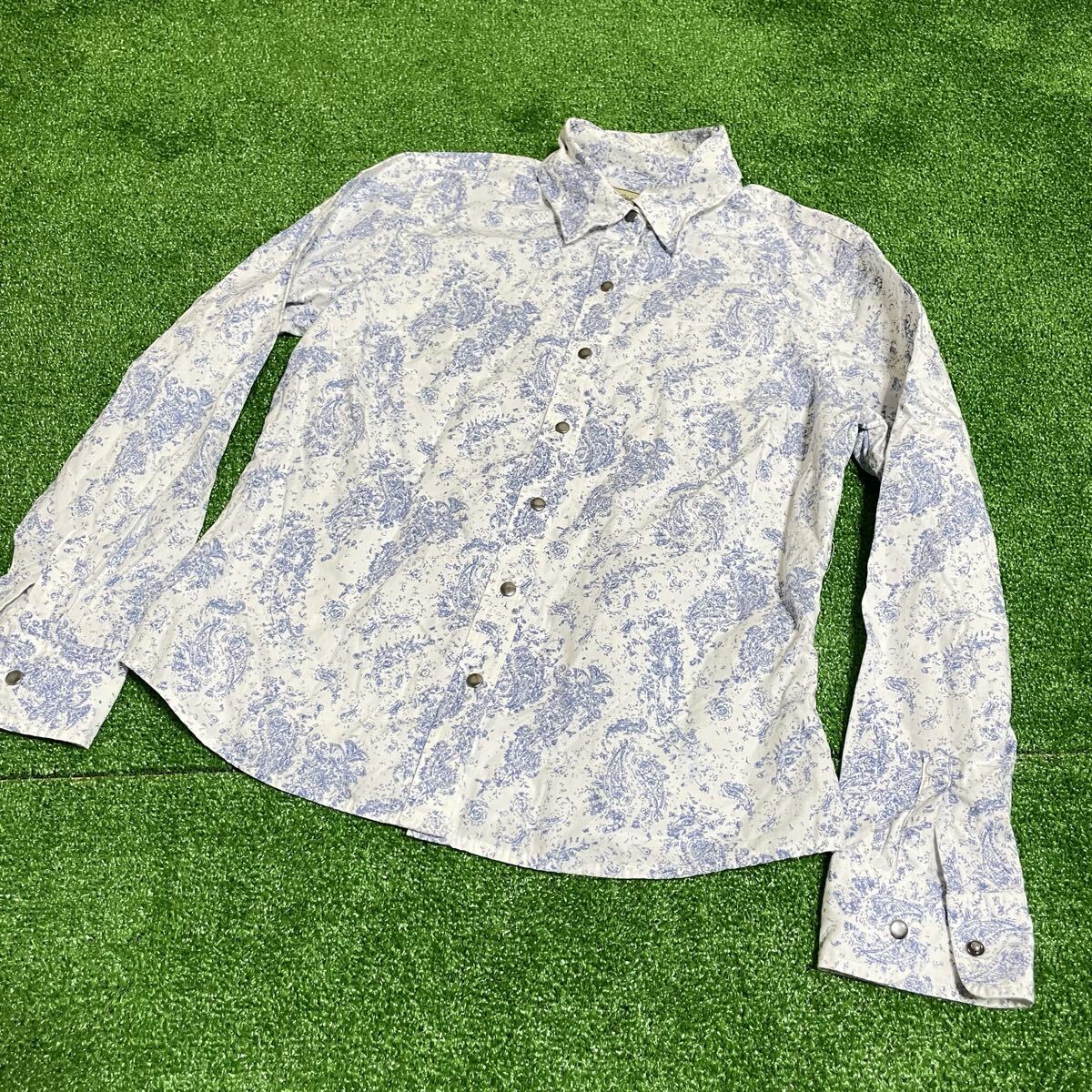 長袖シャツ ホワイト 秋服 春秋物 アパレル32拍卖