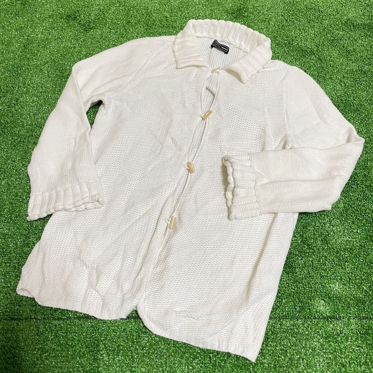 min perhonen ミナペルポネン  ニット カーディガン アウター ホワイト 秋服 秋冬 アパレル55拍卖