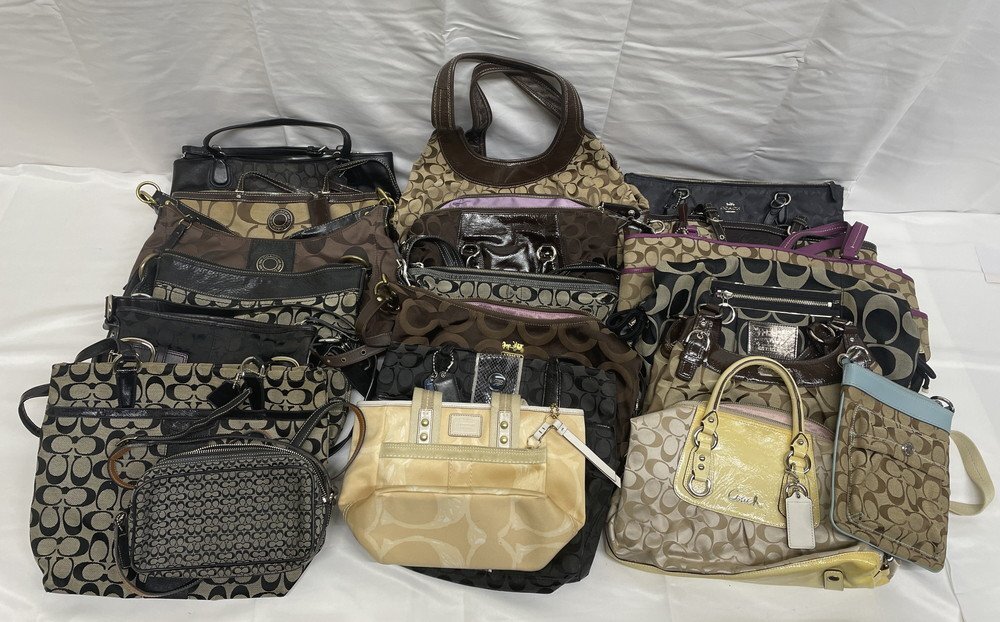 【12PB029】COACH コーチ ブランドバッグ 20点おまとめ シグネチャー ショルダーバッグ トートバッグ 他 ブラウン ブラック など 現状品拍卖