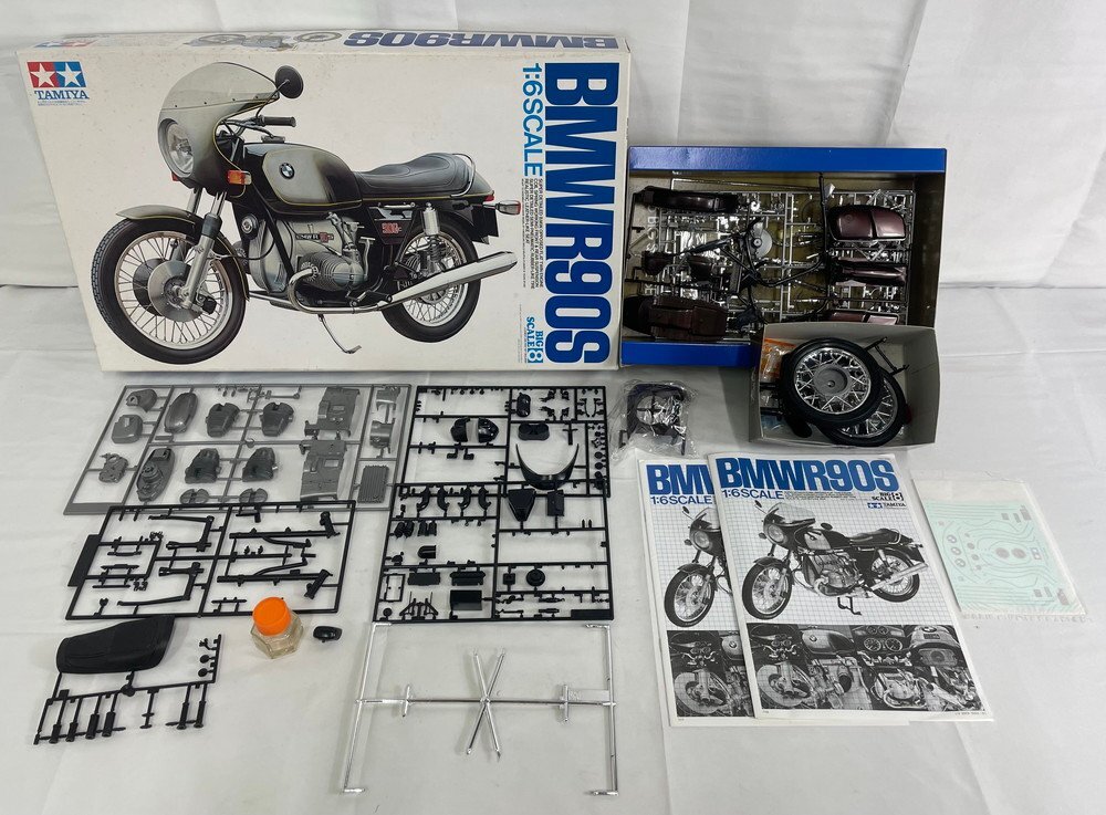 【12P3789】1円スタート 未組立品 TAMIYA タミヤ 1/6スケール BMW R90S オートバイ プラモデル ビッグスケール 箱 説明書付き 現状品拍卖