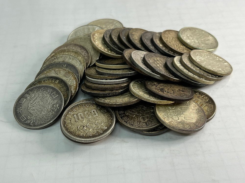 【6古087】1円スタート 1000円銀貨 約50枚 額面約50000円 まとめ 昭和 記念硬貨 東京オリンピック 富士と桜 千円 現状品拍卖