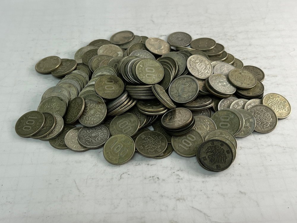 【6古116】1円スタート 100円銀貨 約200枚 額面約20000円 まとめ 昭和 記念硬貨 鳳凰 稲穂 百円 現状品拍卖