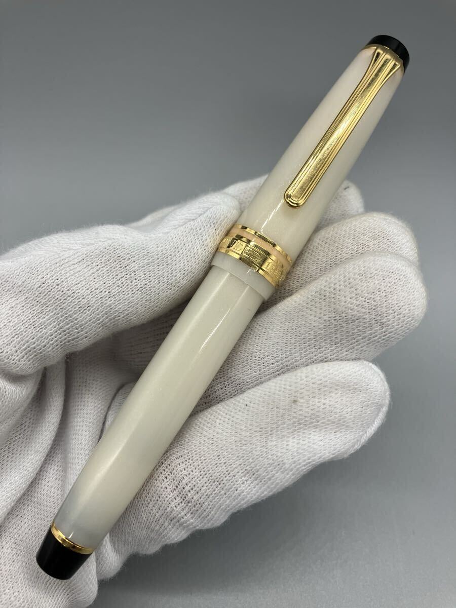 SAILOR 万年筆 ペン先 14K 585 FOUNDED 1911 文房具 筆記用具 ゴールド ホワイト 白 アイボリー インク切れ【1247】拍卖