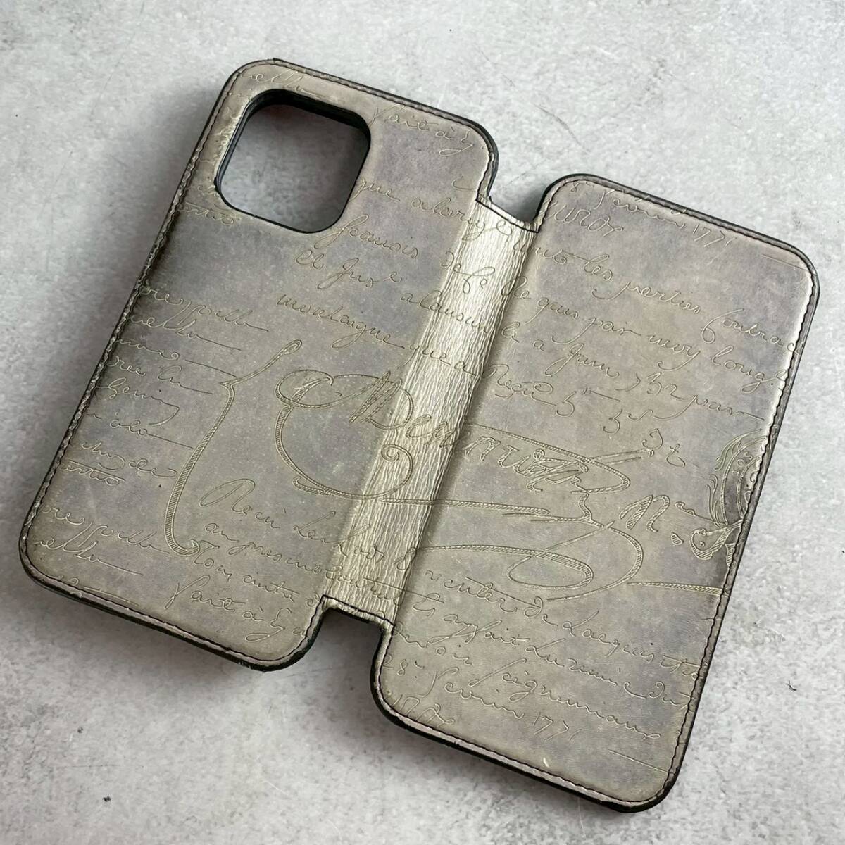 BERLUTI ベルルッティ × NATIVE UNION ネイティブユニオン スマホケース 手帳型 携帯 アイフォン iphone スマートフォン スクリットレザー拍卖