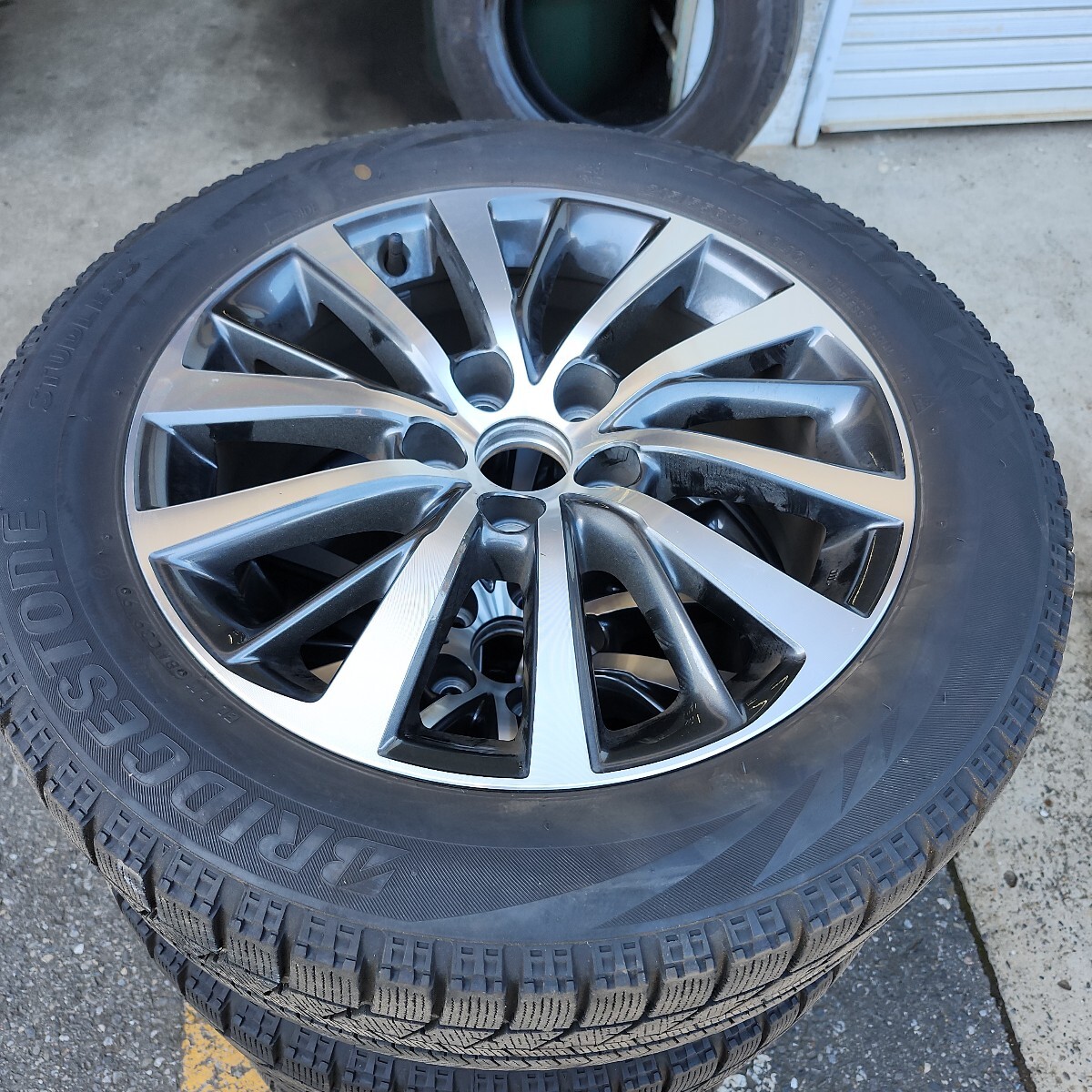 クラウン純正 トヨタ純正 215/55R17 ブリザックVRX 2019年39週製造品 スタッドレス拍卖