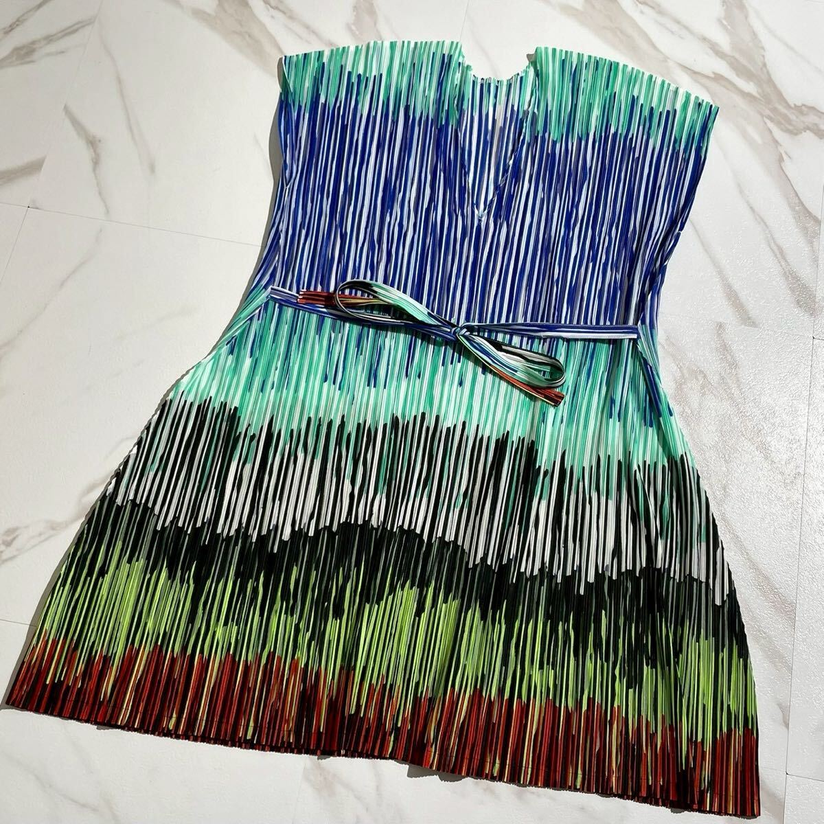 極美品 L相当◎PLEATS PLEASE マルチカラ― にじみカラー フレンチスリーブワンピース ベルト プリーツプリーズ 3 ストライプ チュニック拍卖