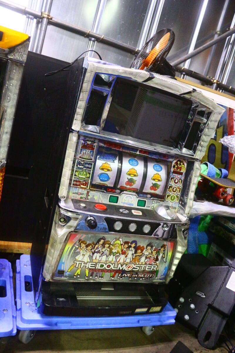 YJ10301 THE IDOLMASTER LIVE in SLOT パチスロ実機 カギ無 動作未確認 直取限定 中古 現状品拍卖