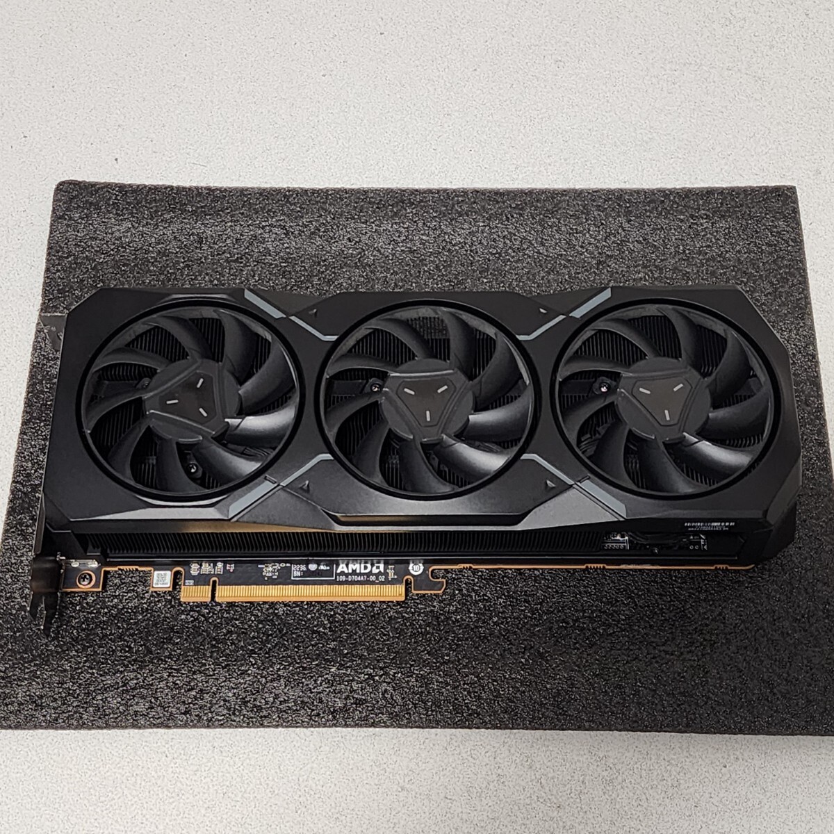 SAPPHIRE AMD RADEON RX7900XT GAMING GRAPHICS CARD 20GB GDDR6 動作確認済み PCパーツ グラフィックカード PCIExpress拍卖