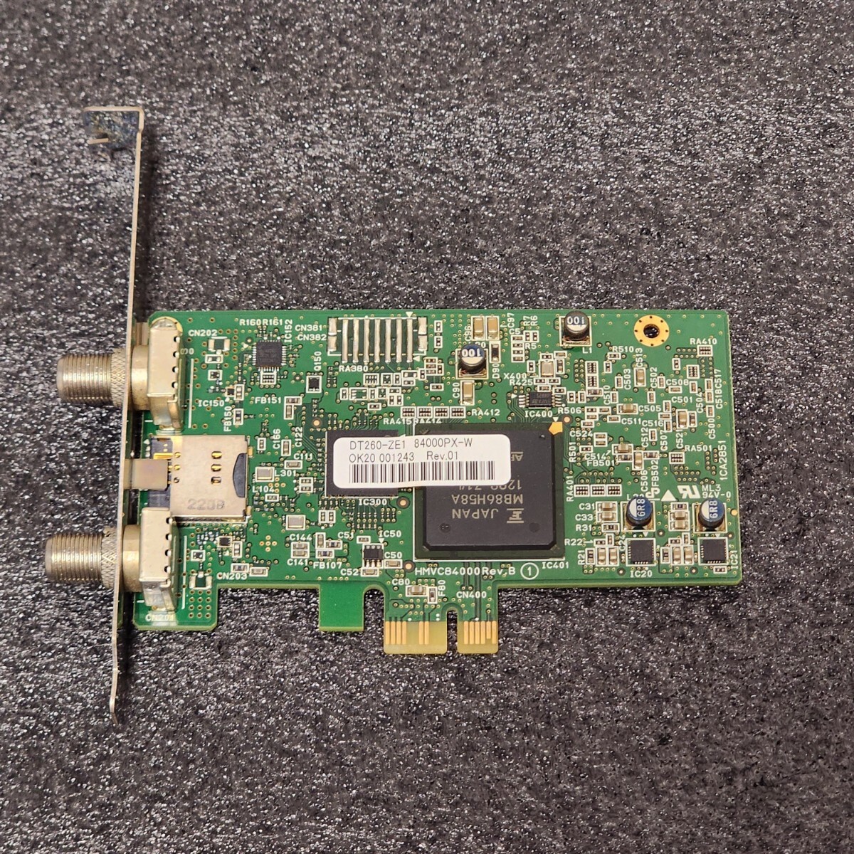 【送料無料】PIXELA ピクセラ PIX-DT260-ZE1 84000PX-W TVチューナーカード PCIExpress×1 動作確認済み PCパーツ拍卖