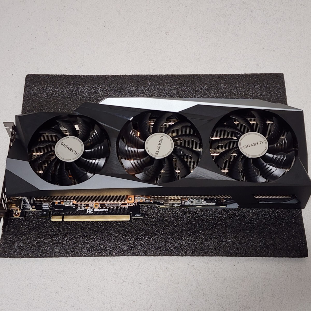 GIGABYTE GEFORCE RTX3080 10GB GDDR6X/GV-N3080GAMING OC-10GD 動作確認済み PCパーツ グラフィックカード PCIExpress拍卖