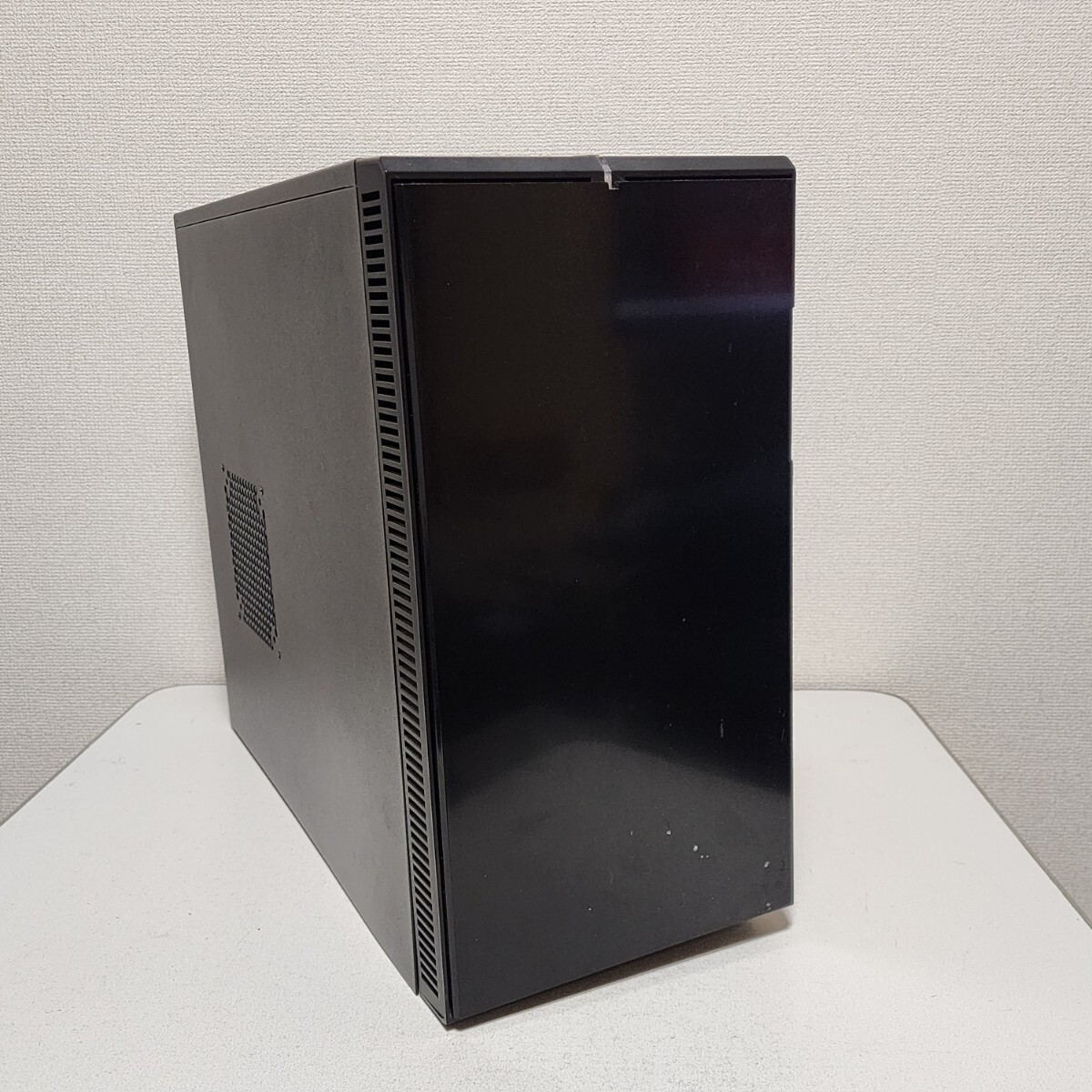 【送料無料】FractalDesign Define R4 Black(FD-CA-DEF-R4-BL) ミドルタワー型PCケース(ATX) DVDドライブ搭載拍卖