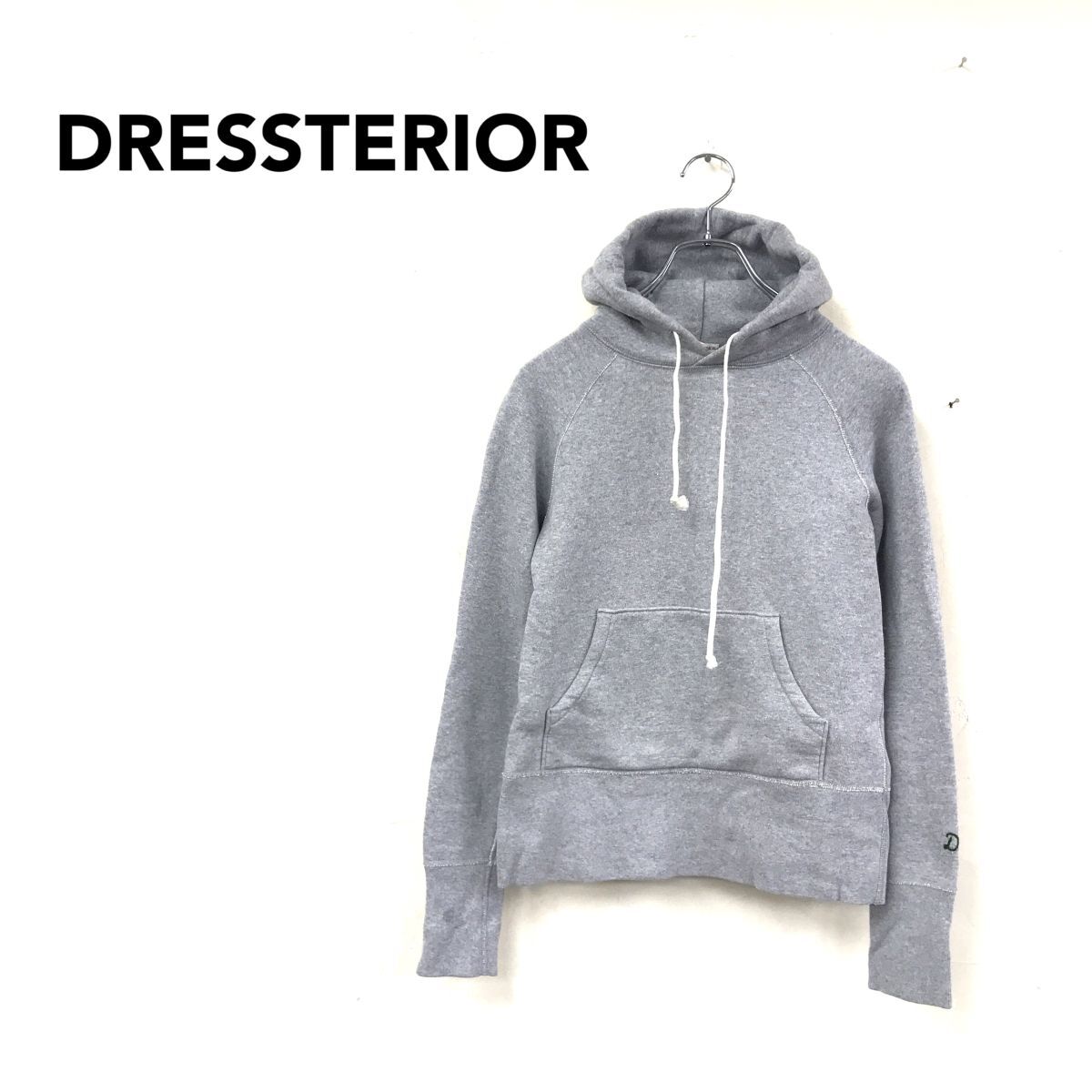 2O1593-G-N◆ DRESSTERIOR ドレステリア スウェットフーディ パーカー トレーナー 前ポケット コンパクト 裏起毛 シーム 刺繍 ◆ グレー 綿拍卖
