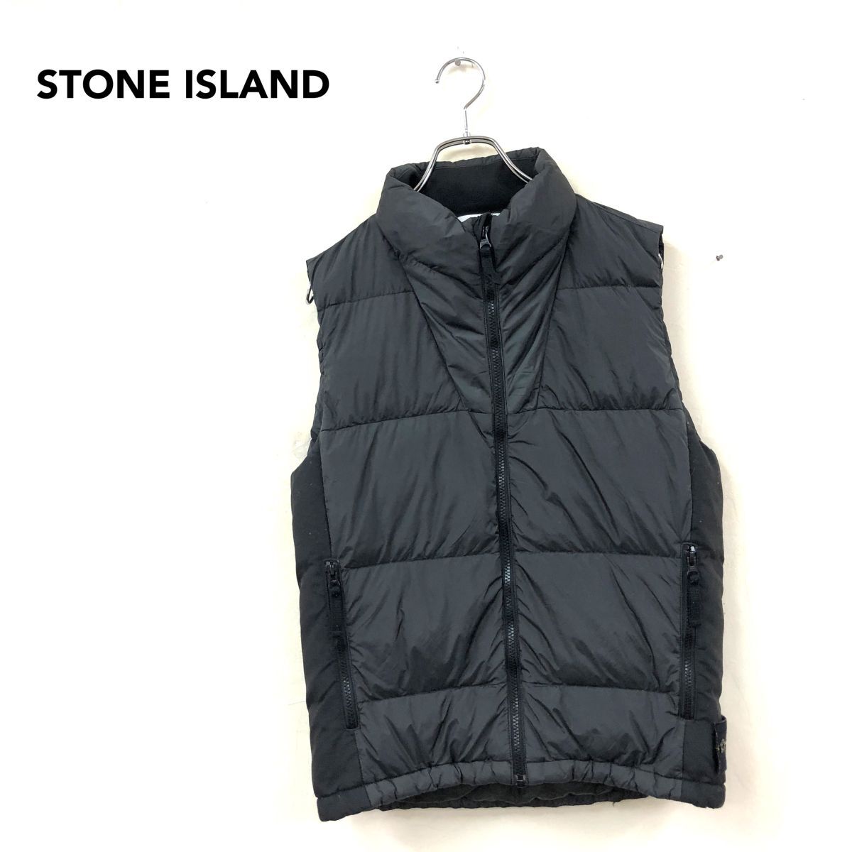 2O2631-N◆ STONE ISLAND ストーンアイランド ダウンベスト ジャケット ロゴパッチ 厚手 ◆sizeS チャコールブラック ナイロン系拍卖