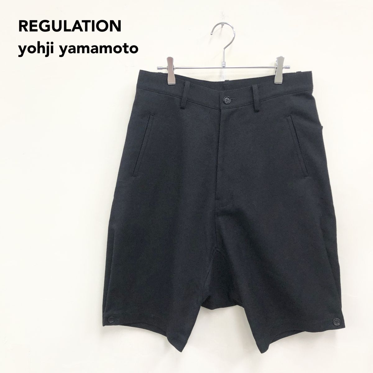 2O2650-K◆良品 日本製 REGULATION yohji yamamoto レギュレーションヨウジヤマモト デザインハーフパンツ◆size2 黒 ウール混 サルエル拍卖