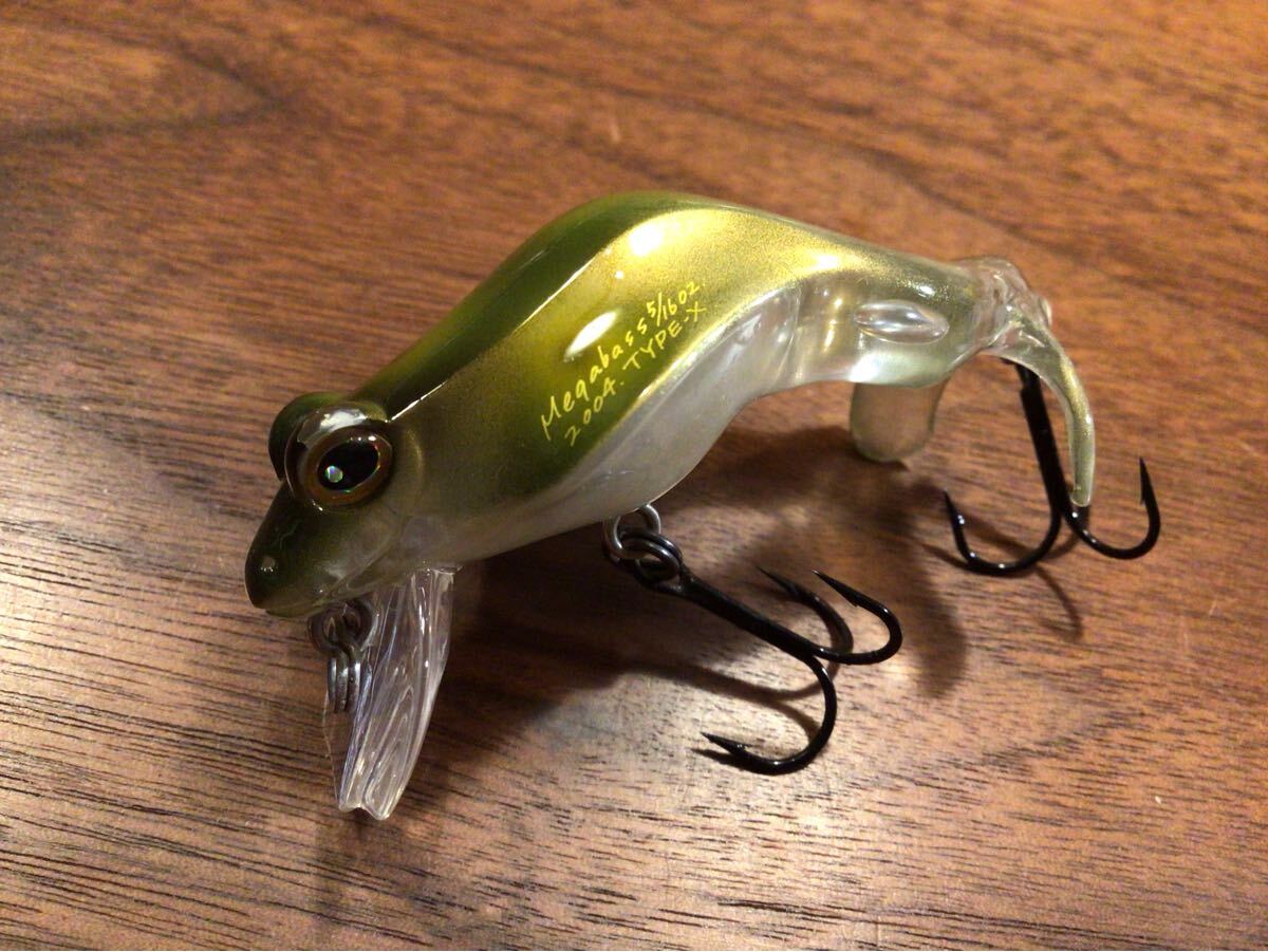 Y★良品★Megabass メガバス TYPE-X タイプX タイプエックス「SGF(SPOTTED GREEN FROG)」クランクベイト拍卖