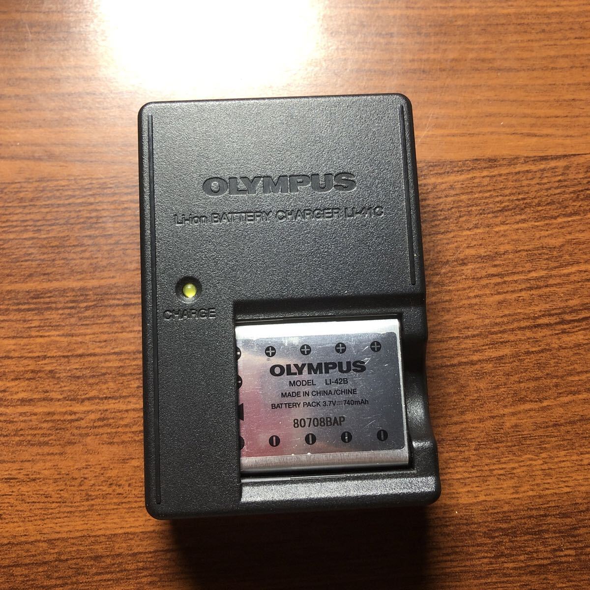送料無料 動作確認済み LI-41C + LI-42B OLYMPUS オリンパス バッテリーチャージャー 充電器 バッテリー拍卖