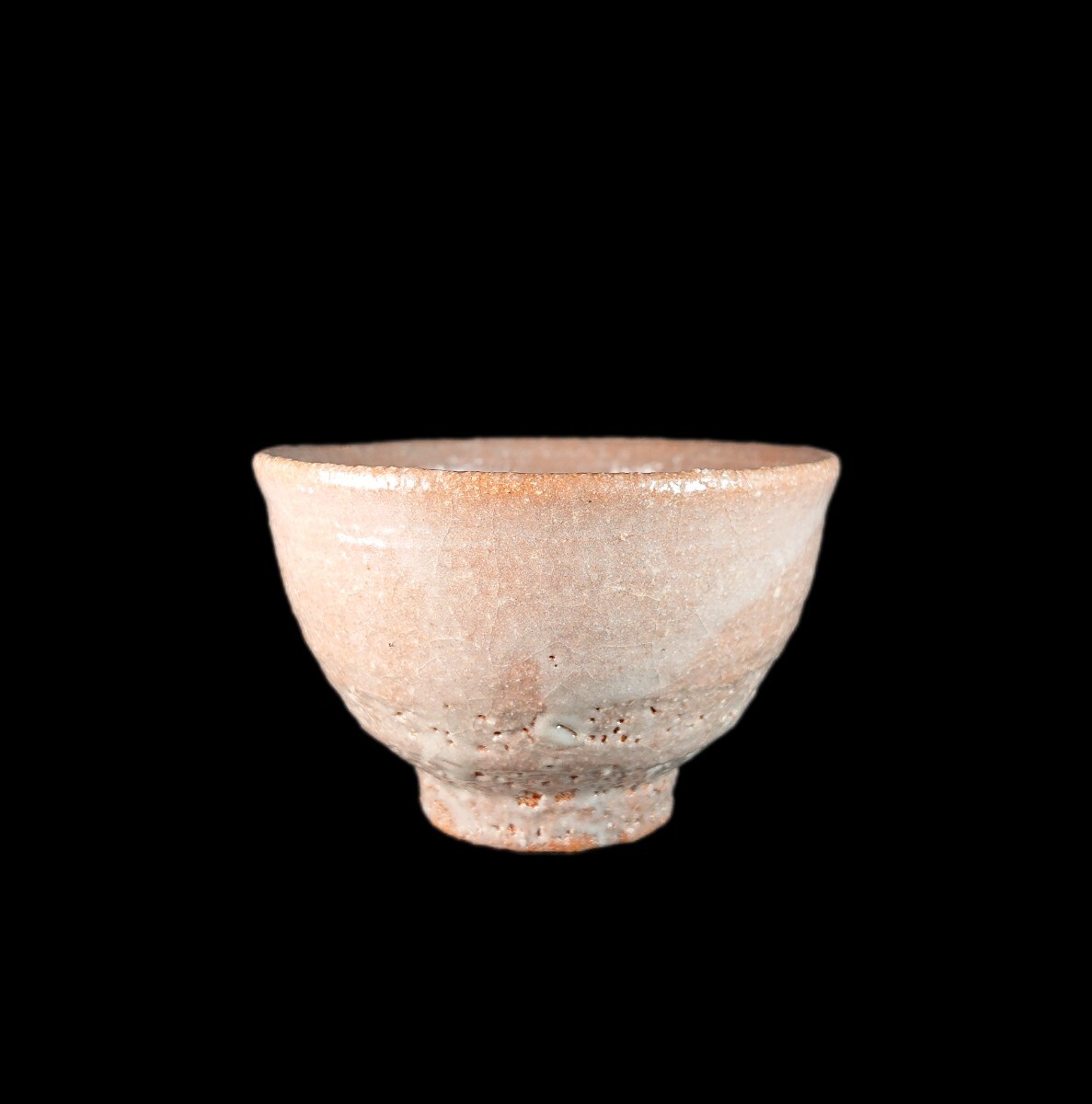 ■唐津焼 巨匠 中里重利 唐津ぐい呑 共箱、共布、栞三枚揃い 未使用品 逸品作品 #中里重利 #ぐい呑 #ぐい呑み #ぐいのみ #唐津焼ぐい呑み拍卖