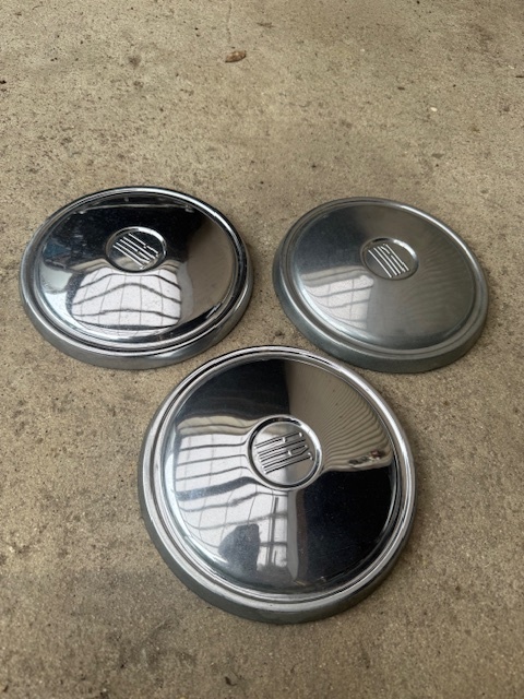 フィット124 ホイールキャップ3枚拍卖