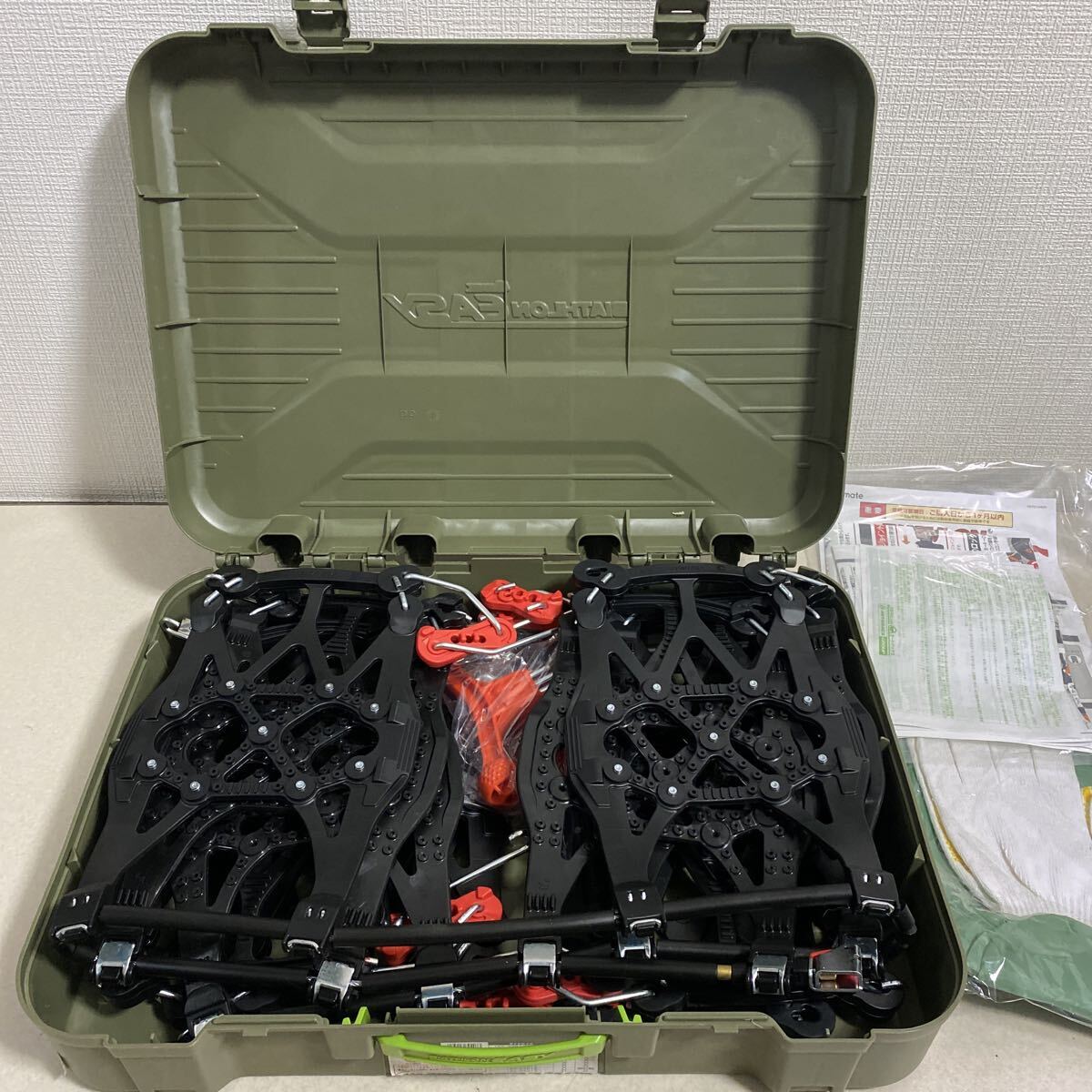 R1022 新品未使用品 定価2万5000円 タイヤチェーン カーメイトQE5 バイアスロンクイックイージー BK 2024年購入品 冬 雪道スタッドレス拍卖