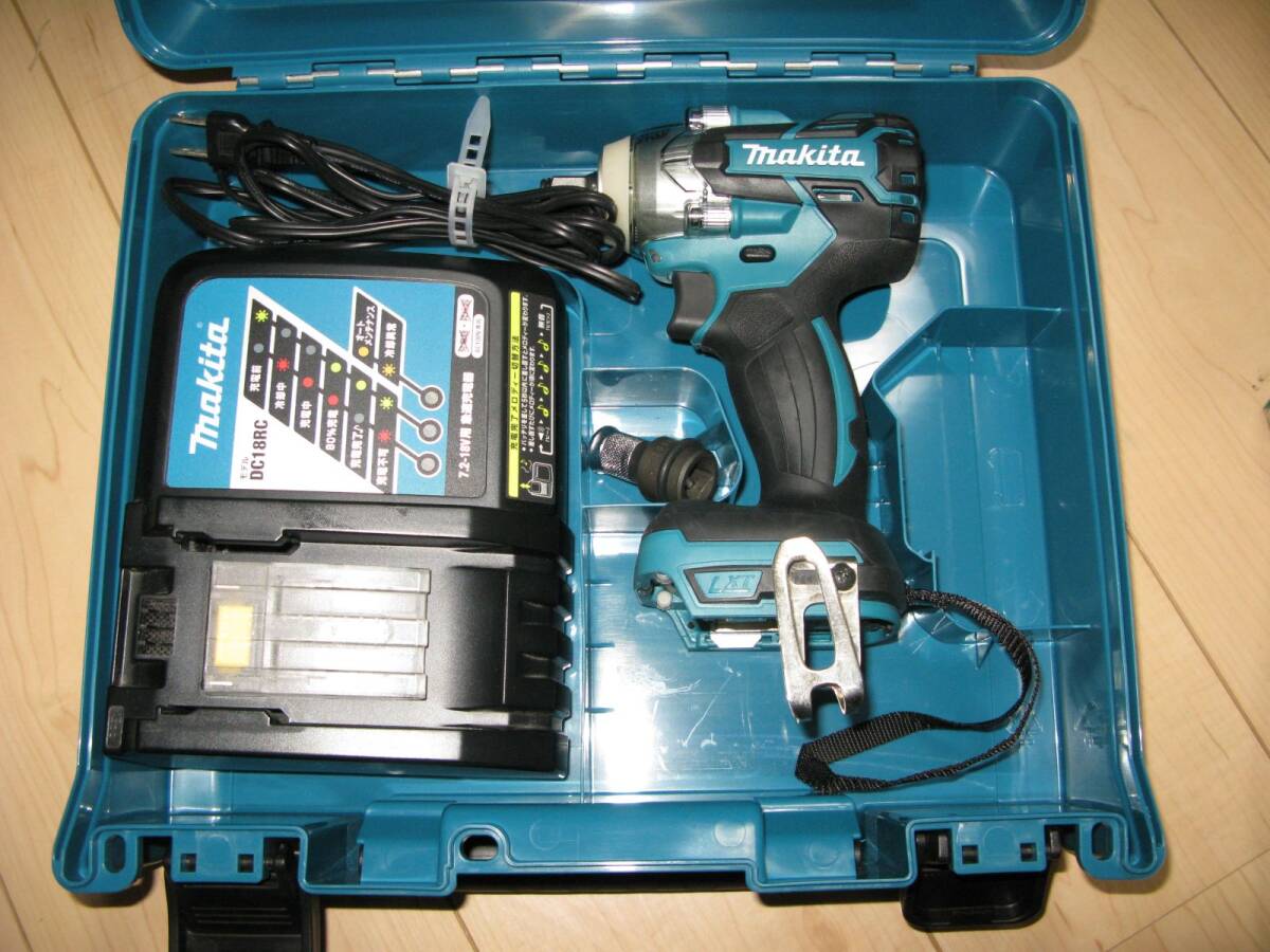 マキタ 18V インパクトレンチ TW285D 充電器付き拍卖