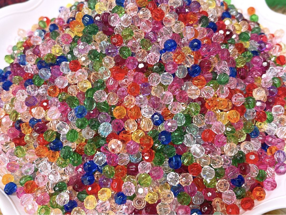 送料無料!同梱OK!取置2週間☆*【約6㎜】【大量セット約500g・4900個以上】*32面カット*アクリルビーズ*カラフルmix*18*即決!拍卖