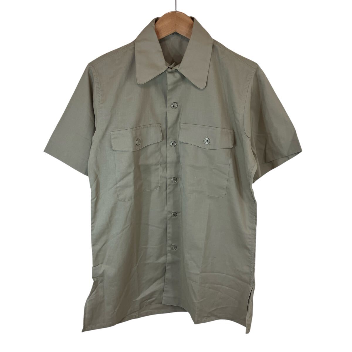 60s 60年代 「U.S. Air Force Man's Cotton/Polyester Tan Shade 1505 Shirt (アメリカ空軍の綿/ポリエステル製タンシェード1505シャツ)拍卖