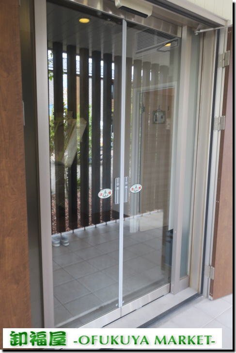 511577■日本自動ドア 自動ドア 両開き仕様 ガラス扉 W660 H2310 上部レール付■展示品/取り外し品/中古品/千葉出荷拍卖