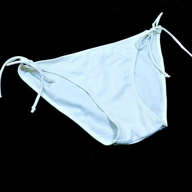 KE2-B04☆//VEDINNATH’S SECRET♪L☆タイサイドボトムス*清楚でSEXYなホワイトカラー*水着※一番安価な送料はゆうパケットなら250円♪拍卖