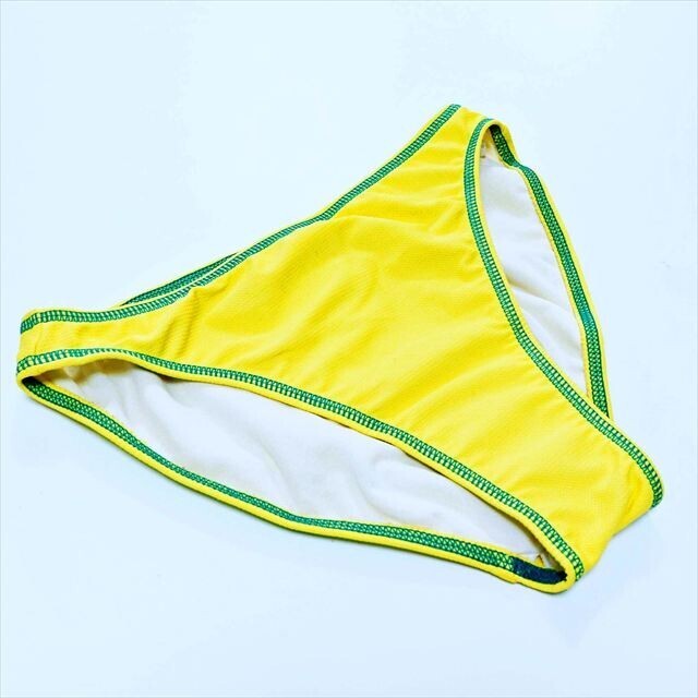 PE5-A53☆//グリーンステッチ*黄色と相性ばっちり♪ハイレグボトムス*水着※一番安価な送料はゆうパケットなら250円拍卖