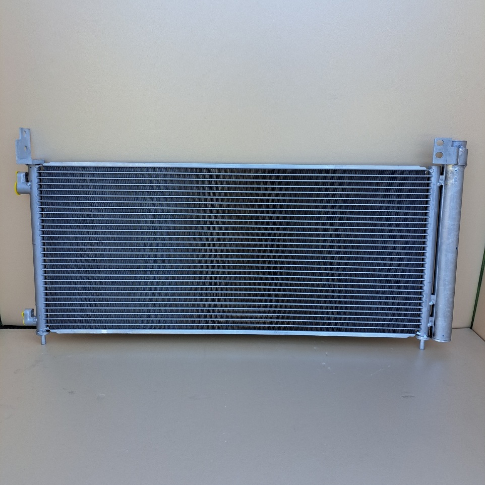 レクサス NX300h ハイブリッド 新品コンデンサー AYZ10・AYZ15 即納拍卖