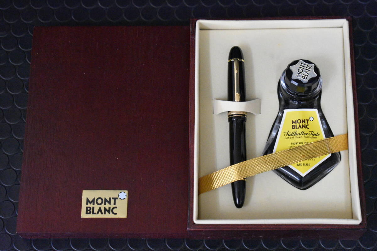 うぶ品 未使用 MONTBLANC MEISTERSTUCK 149 モンブラン マイスターシュテュック ペン先585、14K刻印 万年筆 ケース、インク付 拍卖